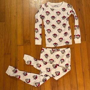 Disney Mickey / Minnie Mouse Christmas Pajamas, Size 6/7
